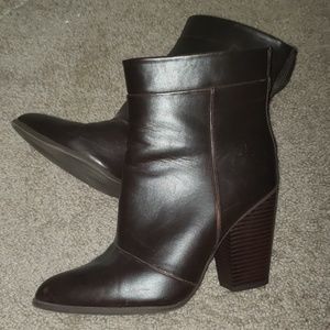 Mahagony Ankle Boots
